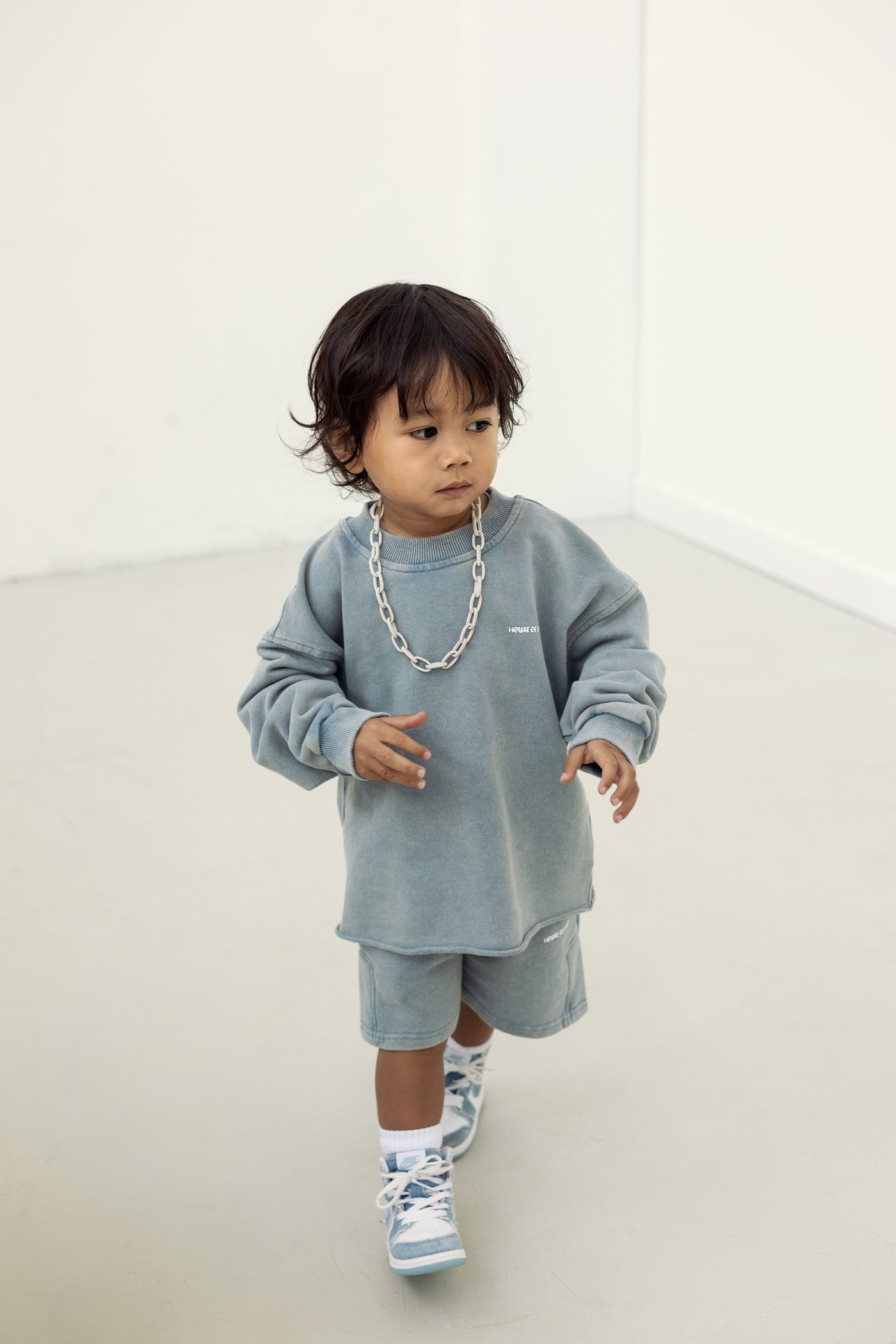 The Longsleeve Blue Washed