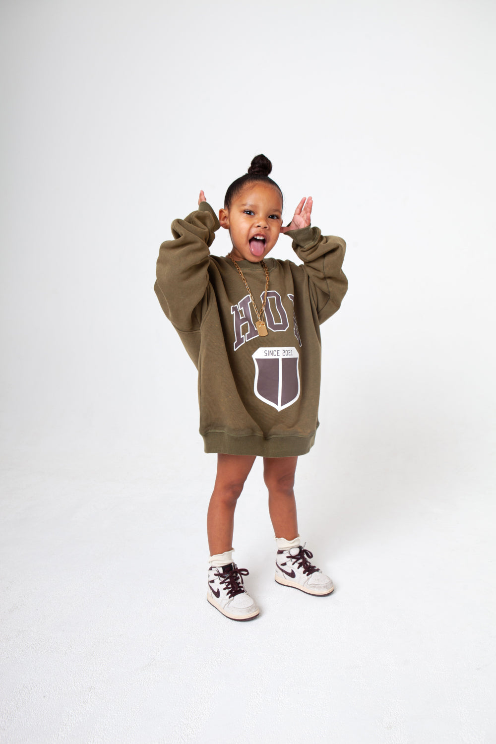 The College Sweater Olive